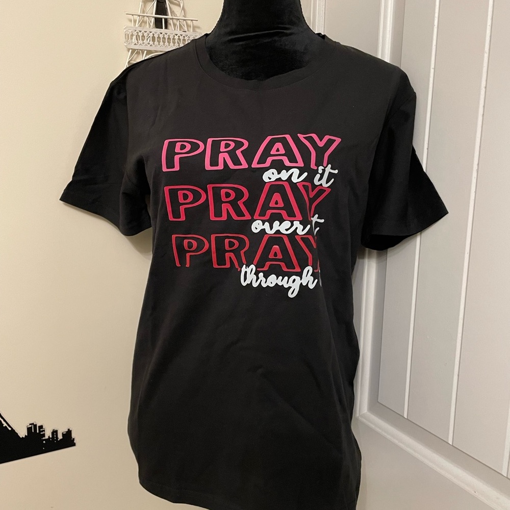 Black shirt